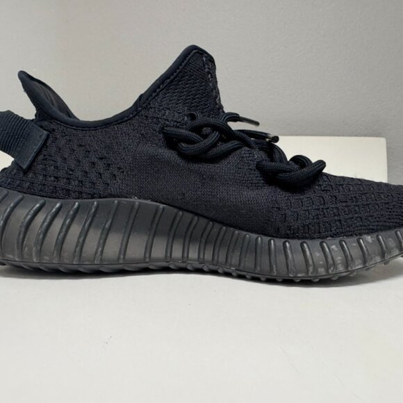 YEEZY Boost 350 V2